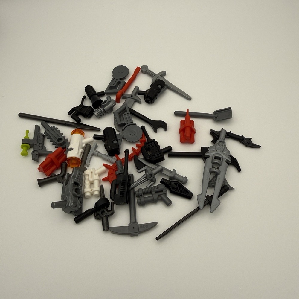 Lego Minifig Weapons And Tools Assorted Lot 40 pieces 003 - Picture 2 of 2